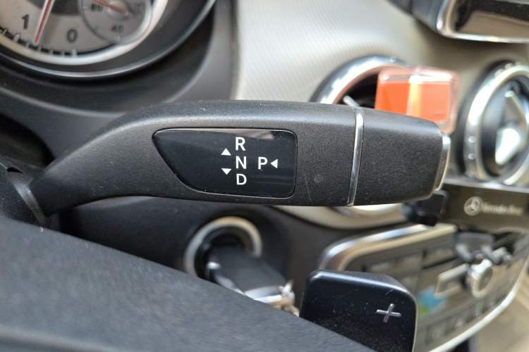 Used Mercedes-Benz GLA 2015 GLA 200 Fashion Model