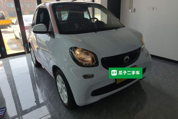 Used smart fortwo 2015 1.0L 52 kW Hardtop Passion Edition
