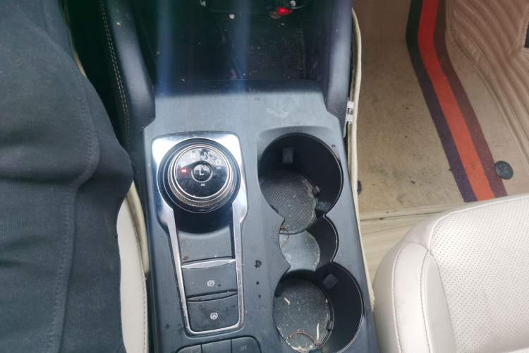 Used Ford Focus 2021 Sedan EcoBoost 180 Automatic Trendy Model Gear Lever