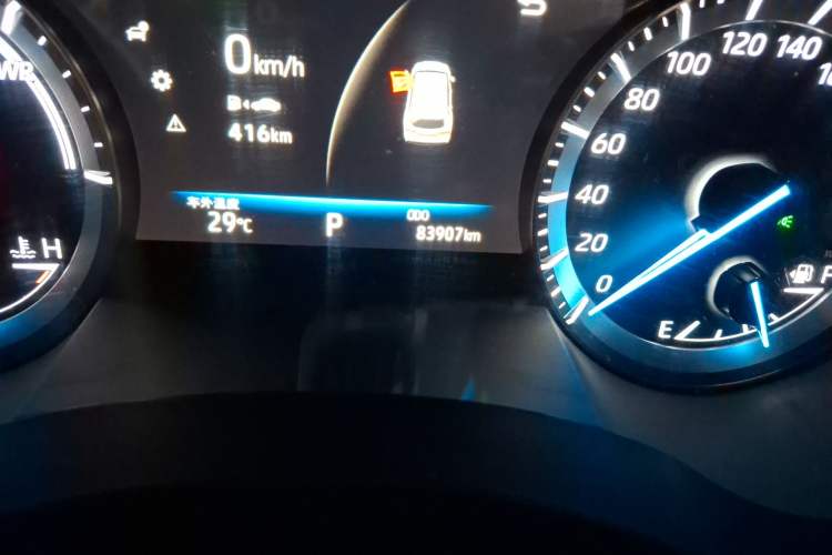 Used Toyota Highlander 2022 Dual-Engine 2.5L Two-Wheel Drive Elite Edition 7-Seater Odometer Close Up