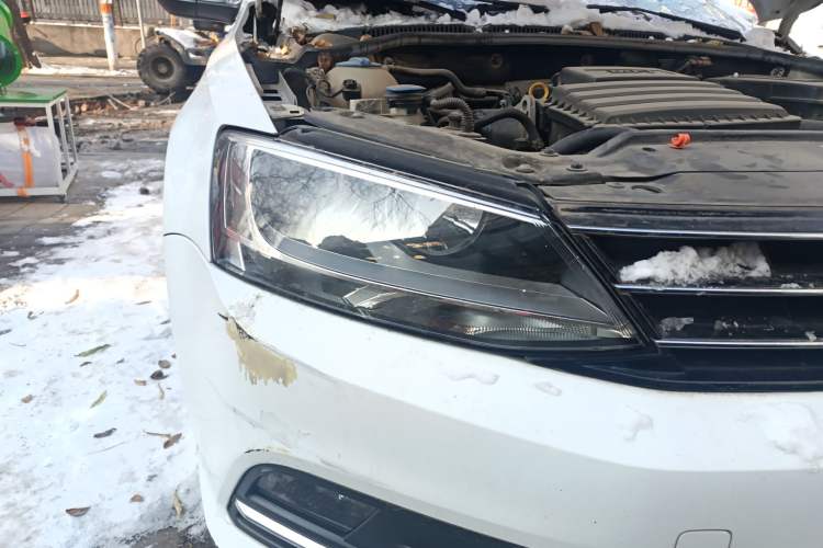 Used Volkswagen Sagitar 2015 1.6L Automatic Comfort Model
