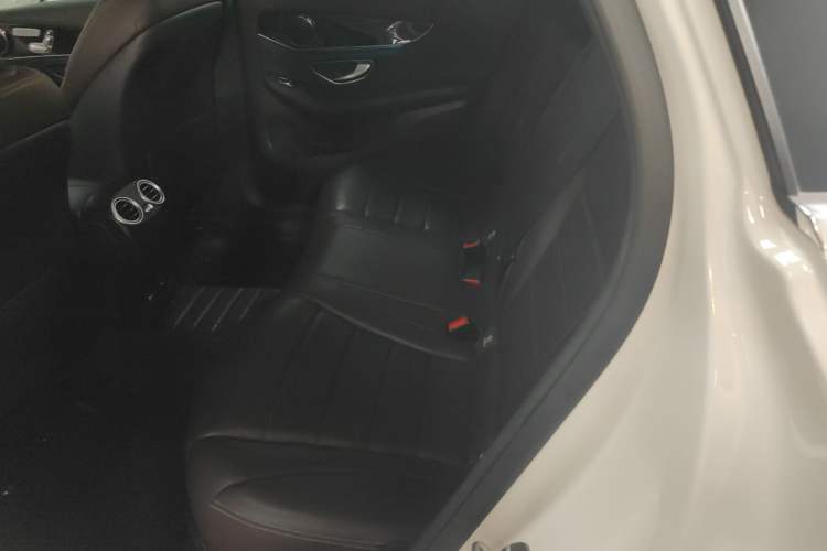 Used Mercedes-Benz GLC 2019 GLC 260 L 4MATIC Dynamic Model Left Rear Seat