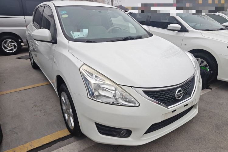 Used Nissan Tiida 2011 1.6L Manual Comfort Edition
