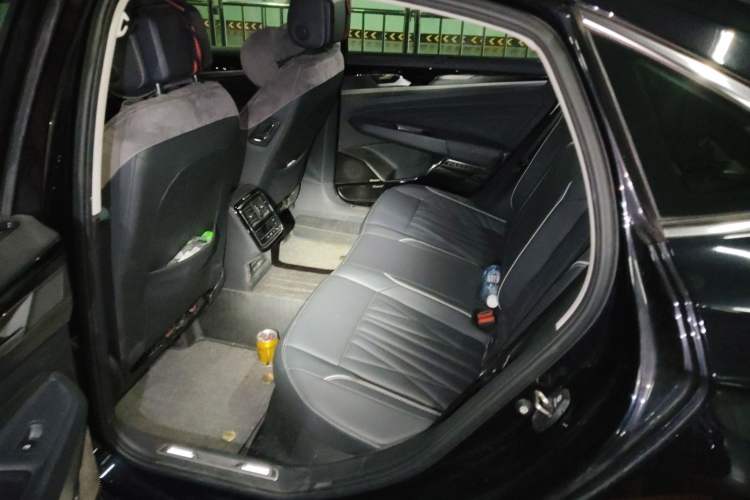 Used Volkswagen Passat 2023 Facelift 330TSI Luxury Edition
