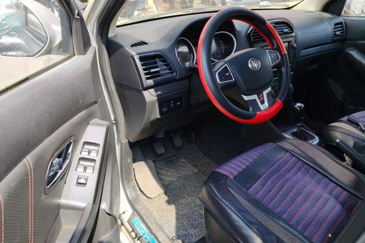 Used Nlmmotor Qiteng V60 2017 1.5L Luxury Model