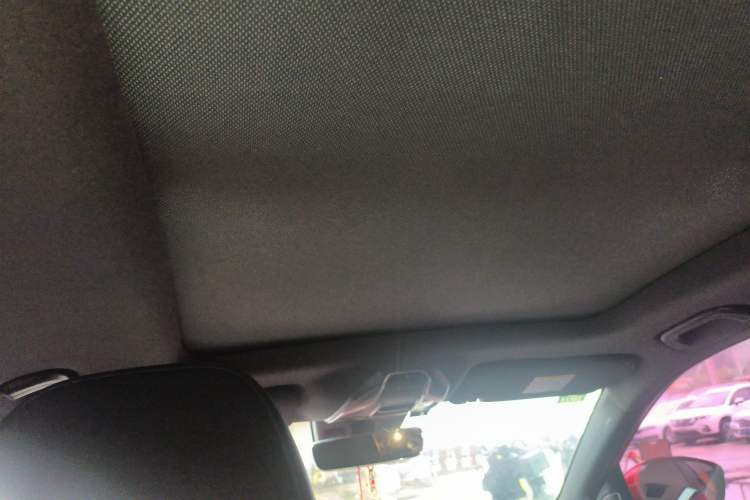 Used Geely Auto Coolray 2019 Sport Model 260T DCT Battle China V Standard Headliner