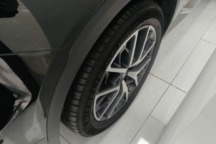 Used GAC Trumpchi GS8 2022 Linghang Series 2.0 TGDI Two-Wheel-Drive Luxury Smart Connectivity Version (7 Seats)