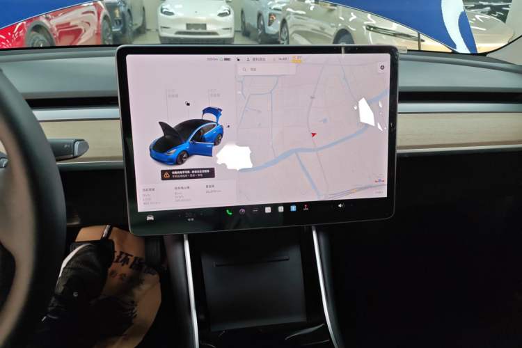 Used Tesla Model 3 2019 Long-Range All-Wheel-Drive Version
