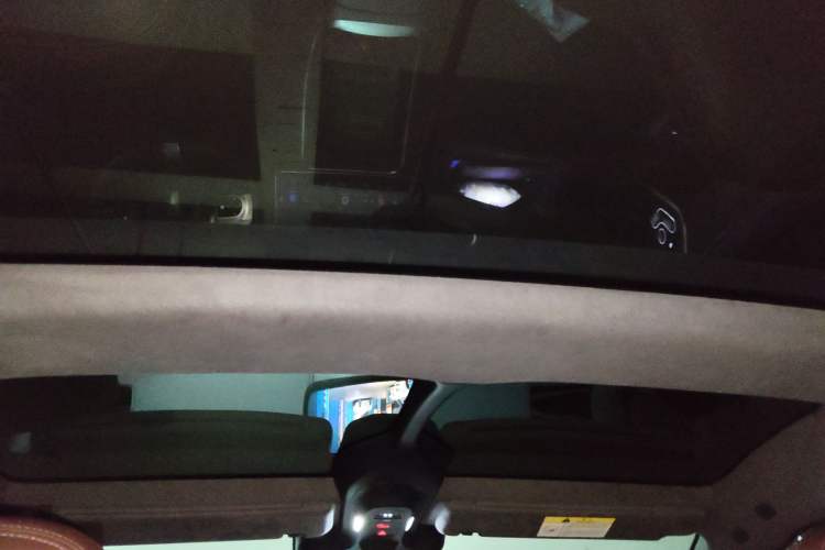 Used Avatr 11 2023 HarmonyOS Version Smart Enjoyment Upgrade Model 90-Degree Rear-Wheel Drive Edition