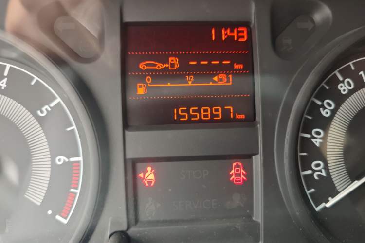 Used Peugeot 301 2014 1.6L Manual Comfort Edition Odometer Close Up