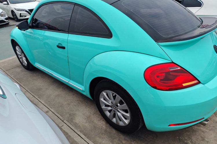 Used Volkswagen Beetle 2015 180TSI model
