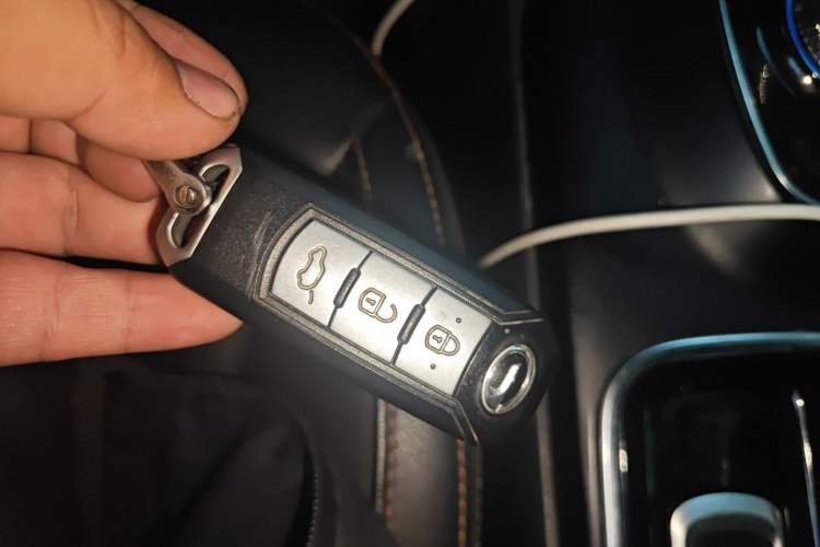 Used AION Trumpchi GE3 2017 310 Smart Edition Interior 1