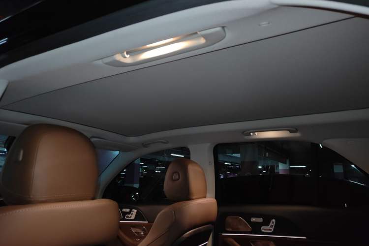 Used Mercedes-Benz GLE 2024 GLE 450 4MATIC Luxury Model
