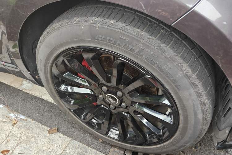 Used Land Rover Range Sport 2018 3.0 SC V6 HSE DYNAMIC Right Front Wheel Hub