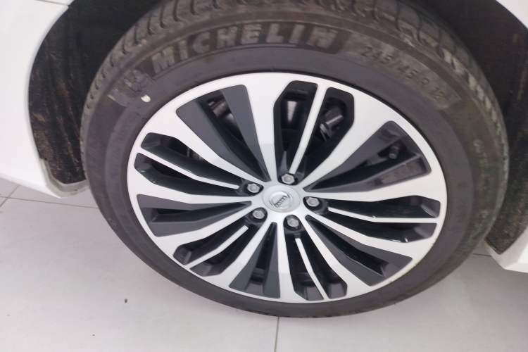 Used Volvo S90 2024 B5 Zhiyi Luxury Edition