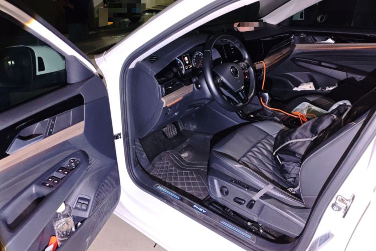 Used Volkswagen Passat New Energy 2020 430 PHEV Hybrid Luxury Edition China VI Standard
