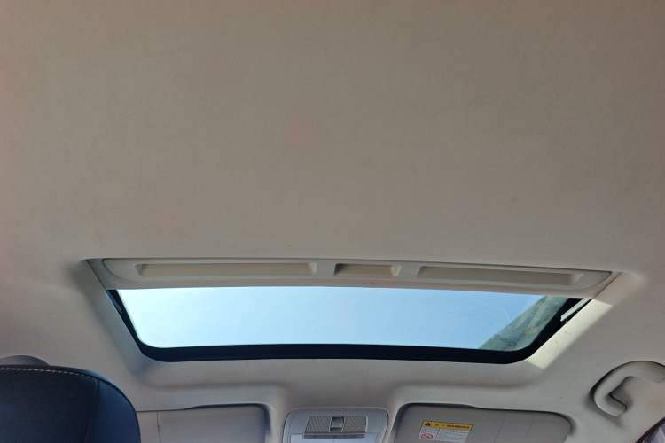 Used Roewe i5 2019 1.5L Manual 4G Connectable Langhao Edition
