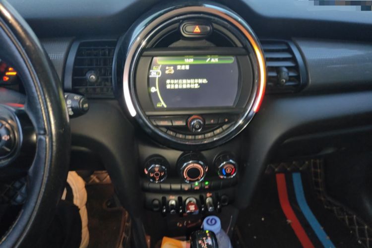 Used MINI 2014 1.5T COOPER Fun
