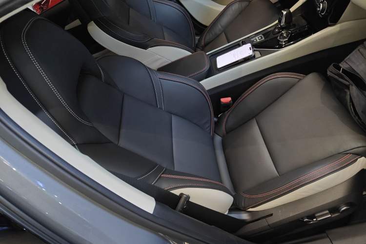 Used Lynk & Co 02 2019 High-Energy Edition 2.0T Automatic Two-Wheel Drive Shine Pro Edition China VI Standard
