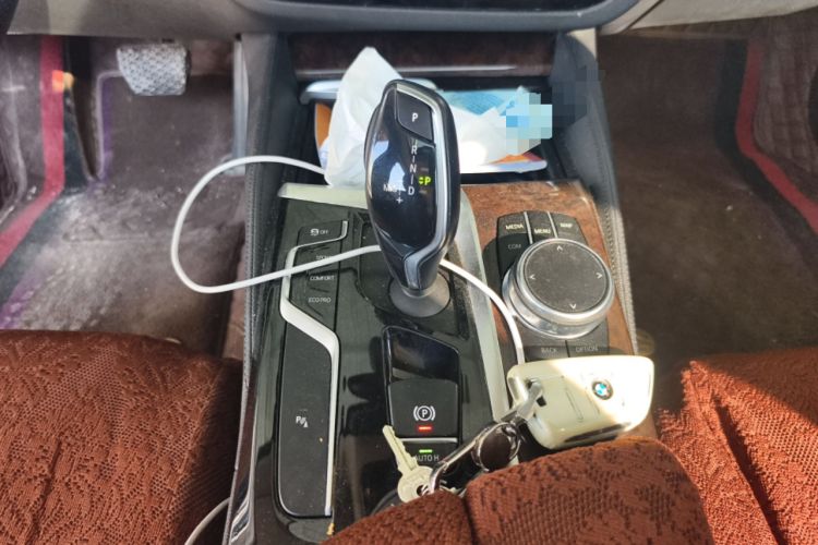 Used BMW 5 Series 2018 525Li Luxury Package Gear Lever