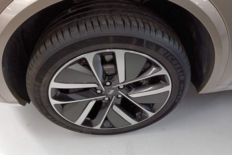 Used Li Auto L8 2024 Ultra Model