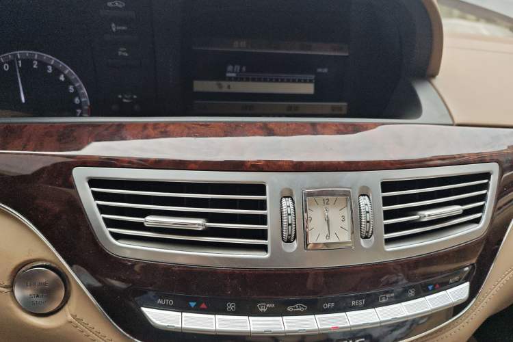 Used Mercedes-Benz S-Class 2011 S 500 L CGI 4MATIC