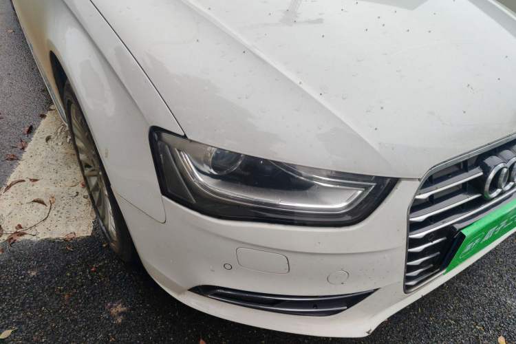 Used Audi A4L 2016 35 TFSI Collector's Edition Automatic Standard Model Right Front Headlight