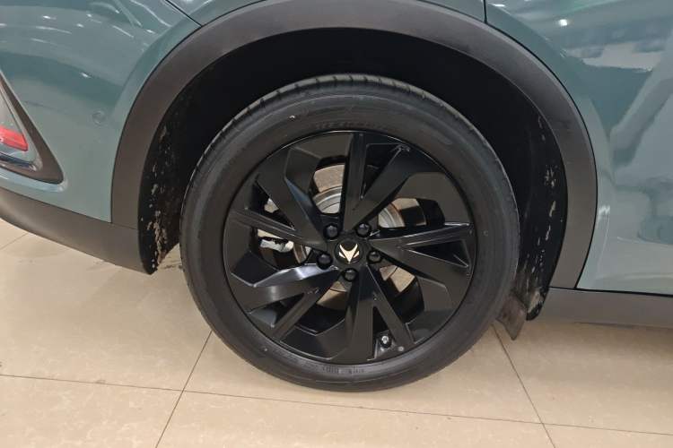 Used ARCFOX Alpha S 2023 735E+ Forest Edition 160kW Right Rear Wheel Hub