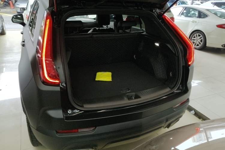 Used Cadillac XT4 2021 28T Two-Wheel Drive Tech Edition