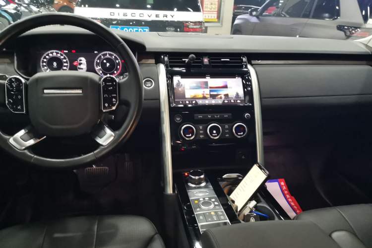 Used Land Rover Discovery 2018 3.0 SC V6 HSE
