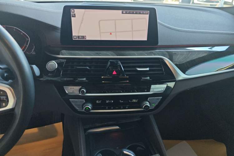 Used BMW 5 Series 2020 525Li M Sport Package