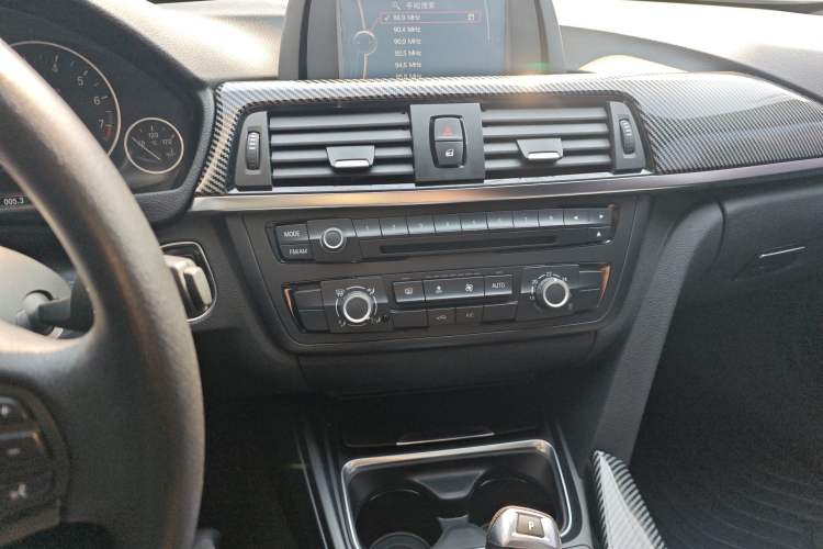 Used BMW 3 Series 2013 320Li Fashion Model