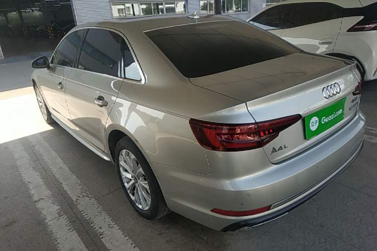 Used Audi A4L 2019 40 TFSI Ambition China VI
