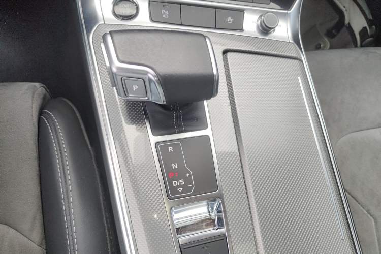 Used Audi A6L 2021 45 TFSI quattro Prestige Dynamic Edition Gear Lever