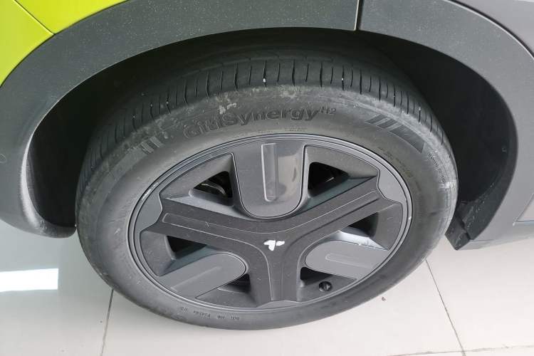 Used firefly 2025 Free Edition