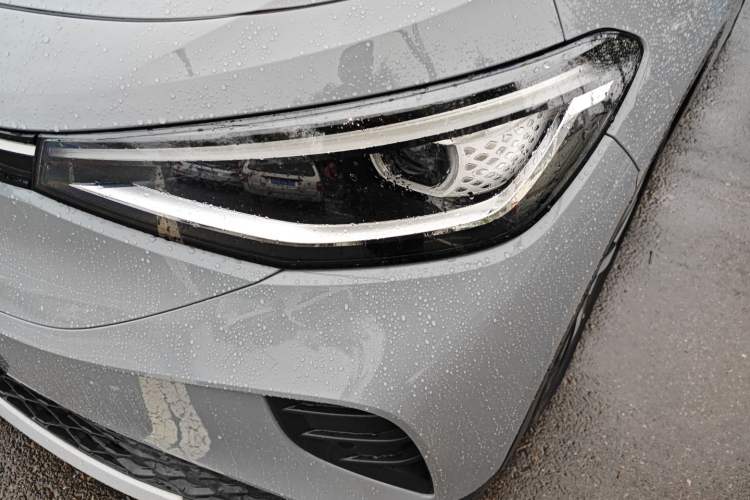 Used Volkswagen ID.4 CROZZ 2022 Long-Range PURE+ Edition
