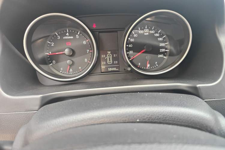 Used Haval H6 2015 Upgraded Model 1.5T Manual Two-Wheel Drive Elite Version