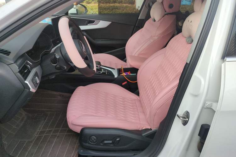 Used Audi A4L 2020 40 TFSI Luxury Dynamic Model
