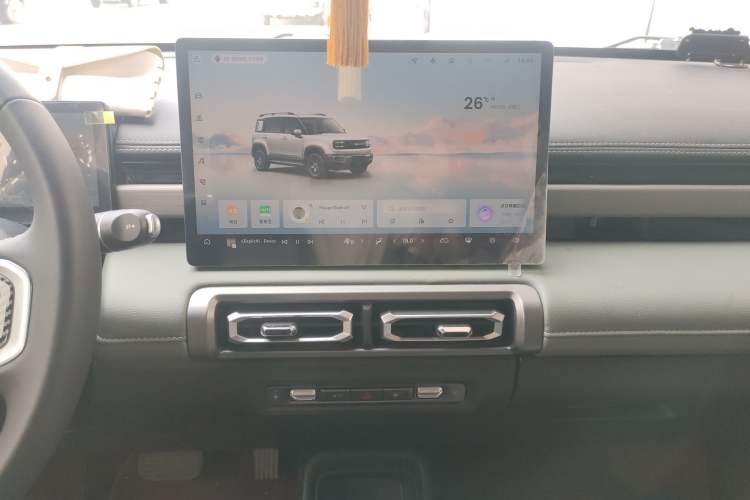 Used Baojun Spark EUV 2026 301km Flagship Edition Audio And AC Panel