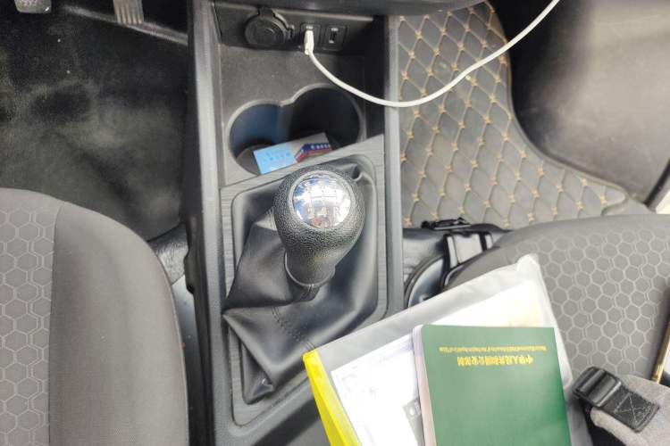 Used CHANGAN KAICHENG Ruixing M60 2023 1.5L GDI Base Model 2-Seat Van
