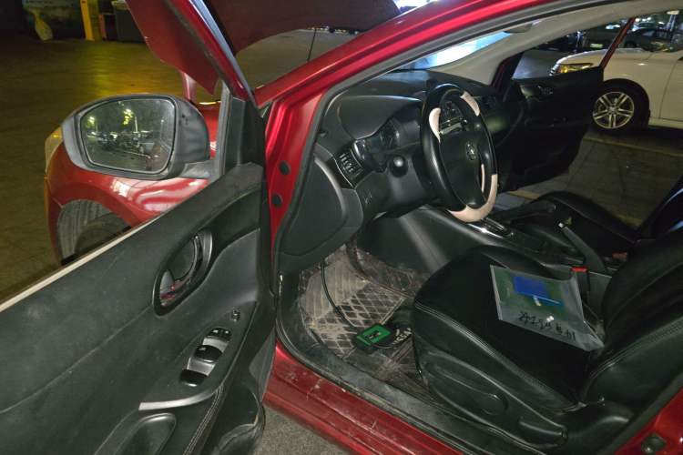 Used Nissan Tiida 2011 1.6L CVT Comfort Model Driver Seat