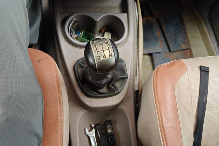 Used Wuling Hongguang 2013 1.5L Standard Version