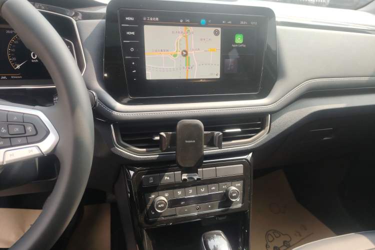 Used Volkswagen Tharu 2025 NewRui 300TSI Prestige Edition Audio And AC Panel