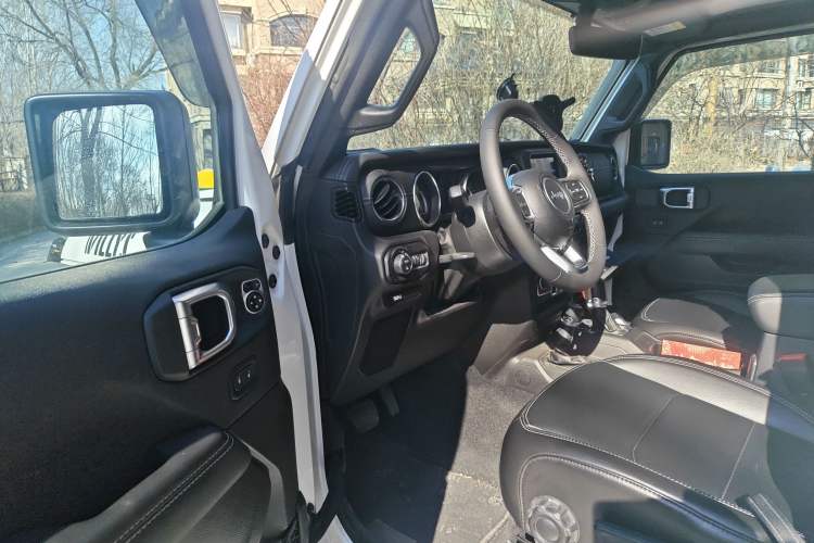 Used Jeep Gladiator 2024 3.6L Camping Edition