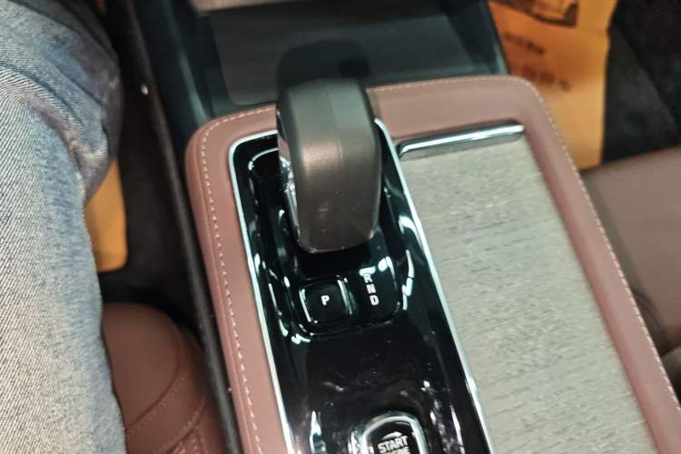 Used Volvo S90 2026 B5 Zhiyi Luxury Edition