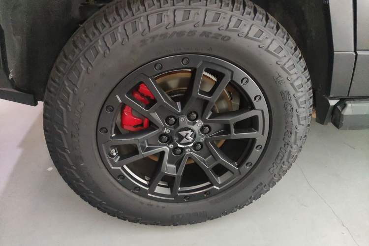 Used Brave warrior 917 2023 Range-Extended Base Model
