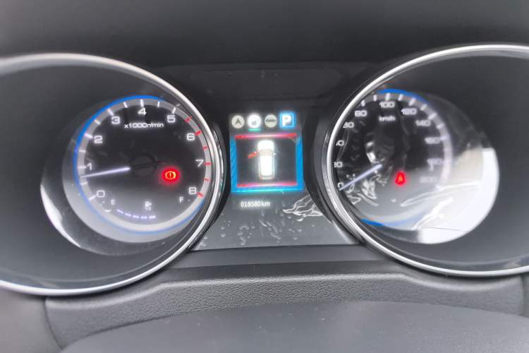 Used Dongfeng Aeolus AX4 2018 1.6L DCT Trendy & Stylish Model with Sunroof
