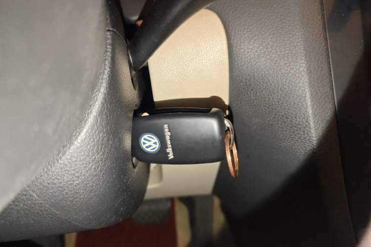 Used Volkswagen Sagitar 2012 1.4TSI Automatic Luxury Edition
