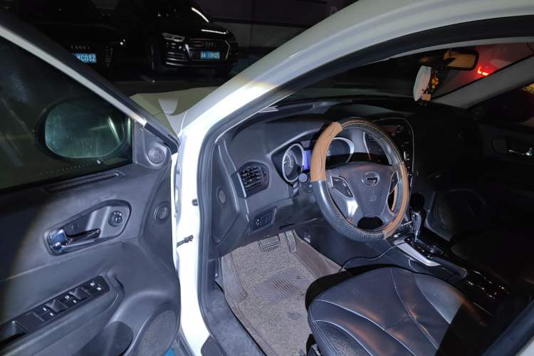 Used GAC Trumpchi GS5 2012 2.0L Automatic Two-Wheel Drive Elite Edition
