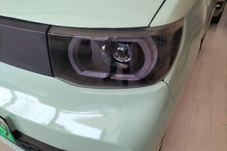 Used Wuling Hongguang MINIEV 2021 Macaron Premium Model – Lithium Iron Phosphate Left Front Headlight